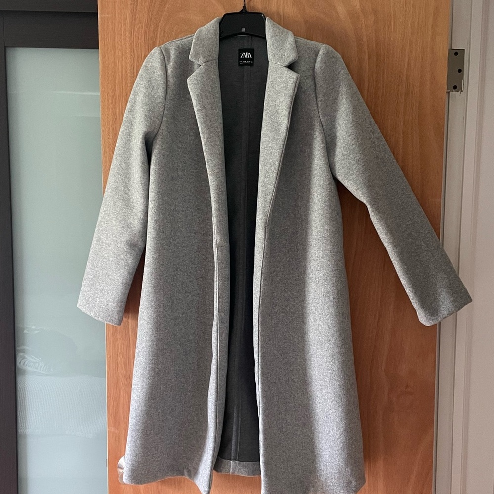Zara coat medium, pea coat